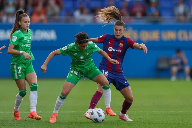 Liga F: FC Barcelona - Betis, el partido de despedida de Sandra Paños, Mariona Caldentey y Jonatan Giráldez, en imágenes