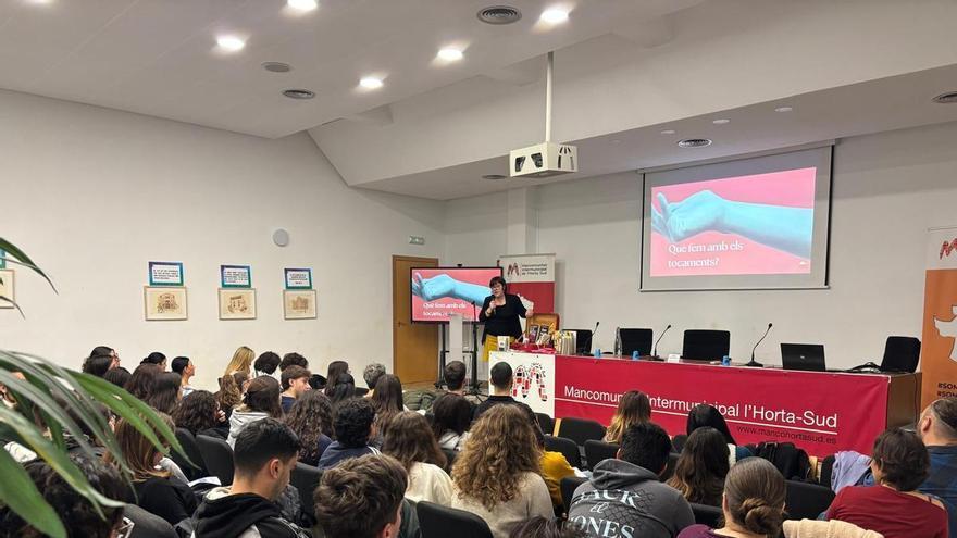 L’Horta Sud analiza cómo prevenir  el suicidio entre la juventud