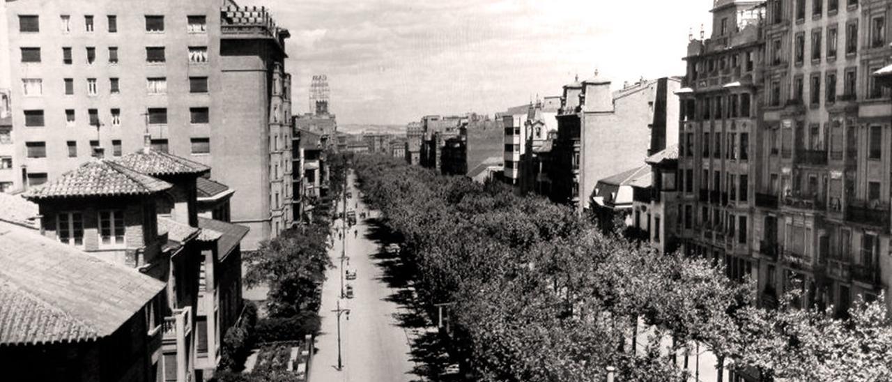 El Paseo del General Mola en el año 1956.