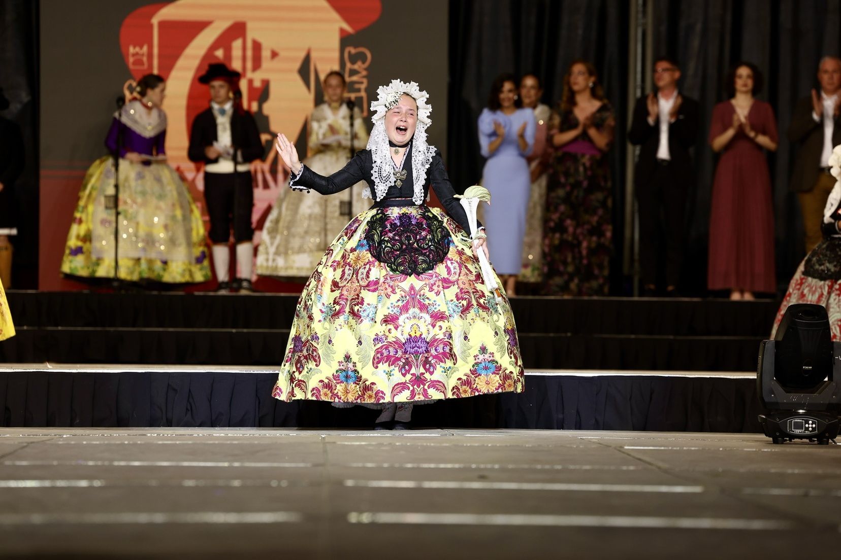 Alicante elige a la bellea del foc infantil