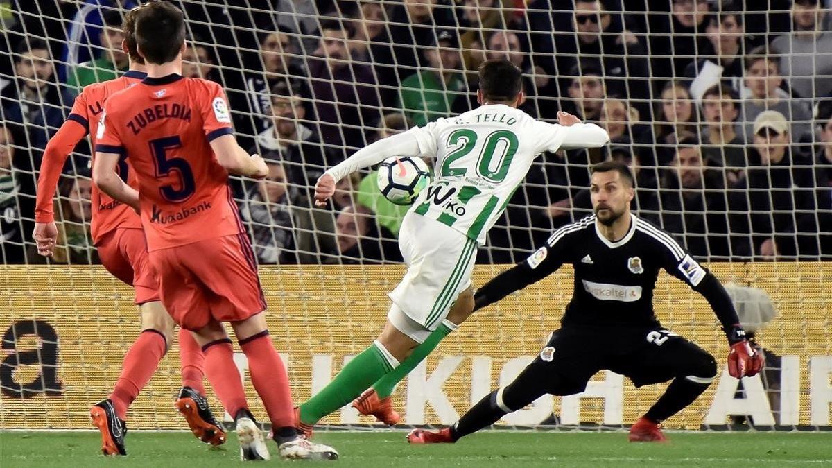 Cristian Tello en el partido de liga ante la Real Sociedad