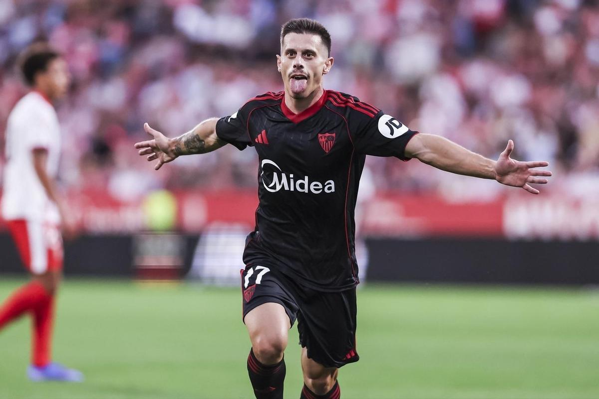 Alfon González, extremo del Sevilla cedido al Villarreal hasta el 30 de junio del 2026.