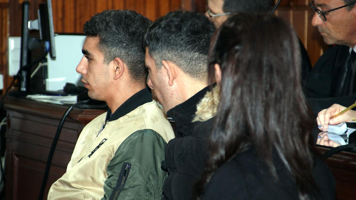 Dos hermanos se enfrentan a 18 años de prisión por intentar matar con ...