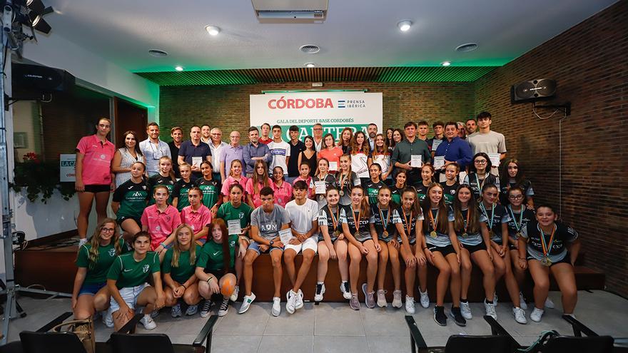 ‘La Cantera’ reconoce a las bases del deporte de la provincia