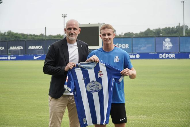 Presentación de Teun Gijselhart como nuevo jugador del Deportivo