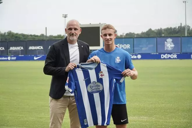 Presentación de Teun Gijselhart como nuevo jugador del Deportivo