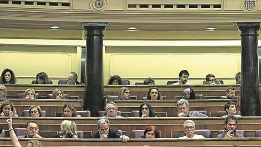 El Gobierno insiste el viernes en el déficit rechazado por el Congreso