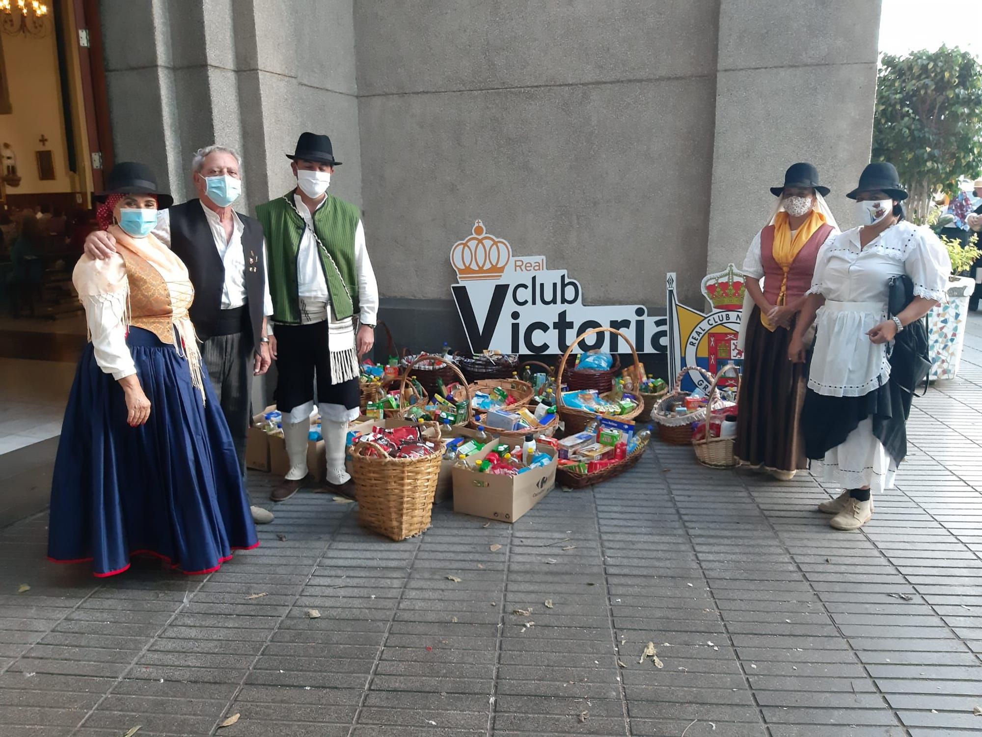 Ofrenda a la Virgen de La Luz