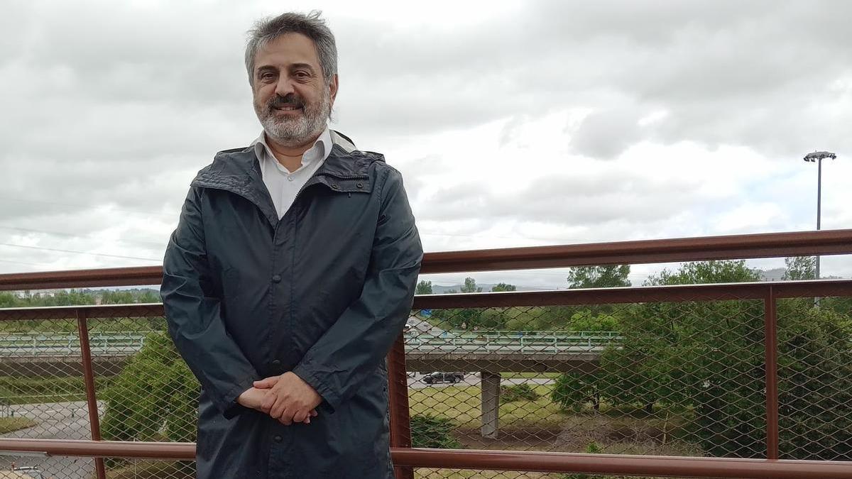 Juan Luis Berros, en la glorieta de Lugones