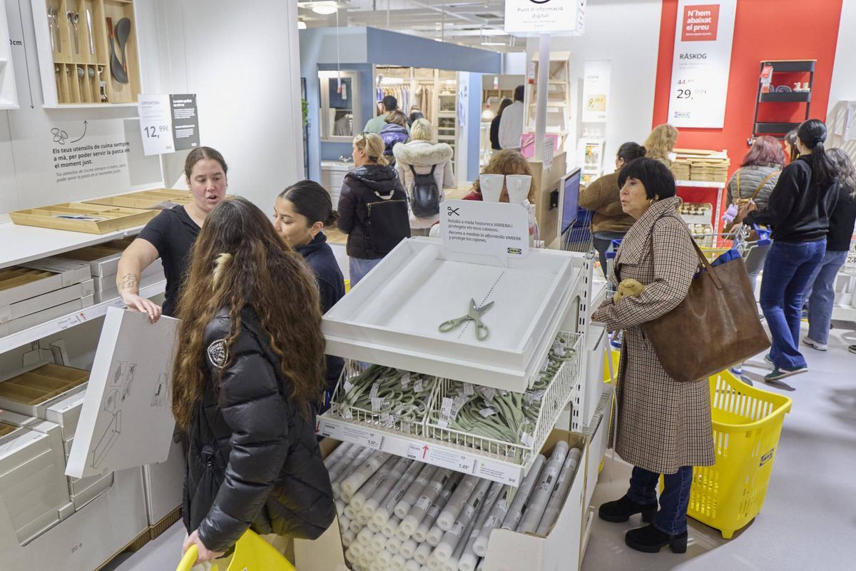 Les fotos de la inauguració de l'IKEA de Girona