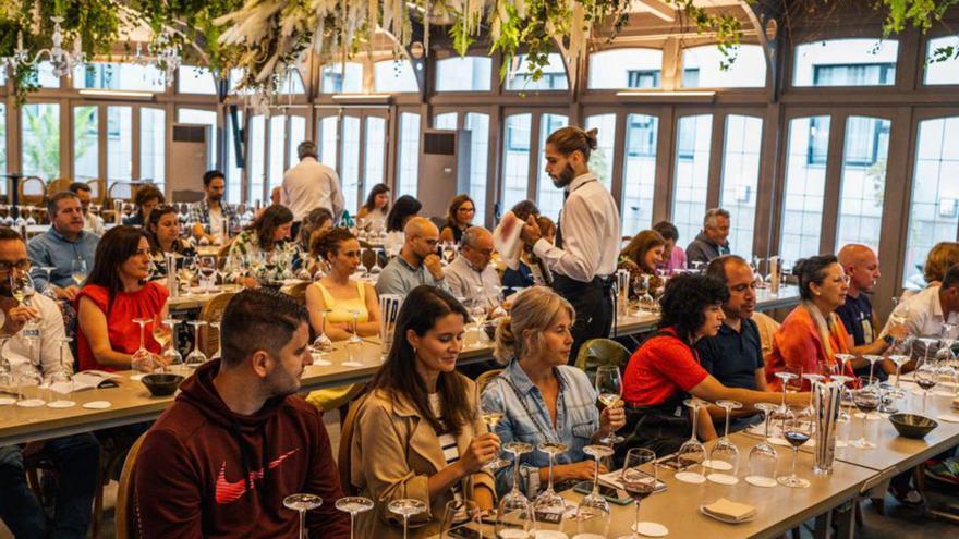 El Famous Wine Festival más musical regresa a Avilés con los vinos de Loquillo y Antonio Orozco