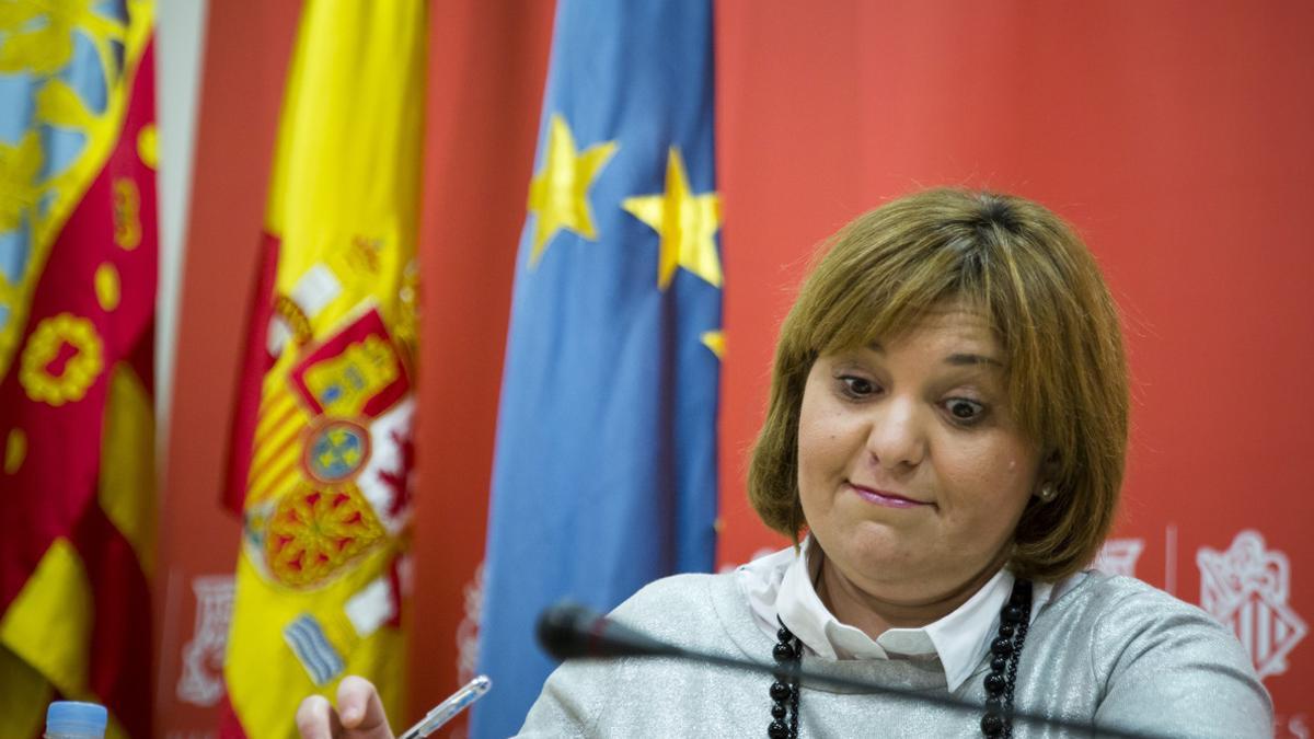 La presidenta del PPCV, Isabel Bonig, en rueda de prensa