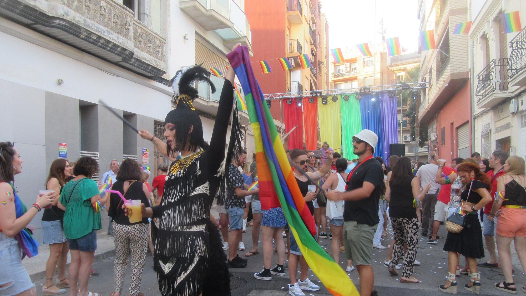 Fiesta LGTBI+ en Burjassot