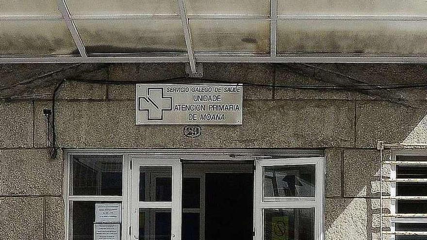 El centro de salud de Moaña estuvo ayer sin médico de refuerzo. //GN