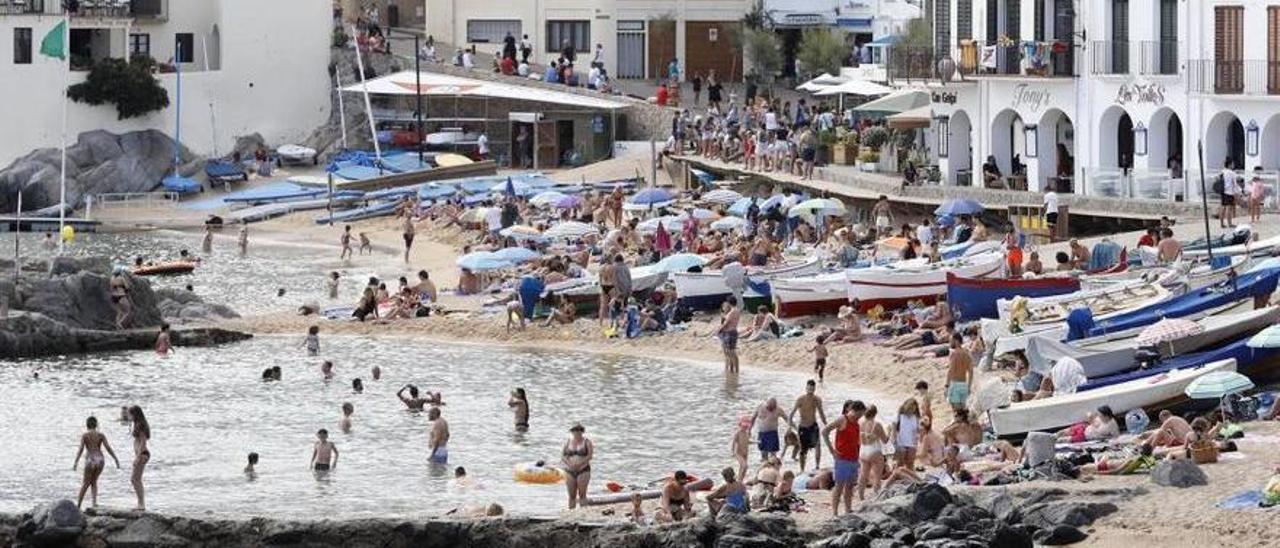 Calella de Palafrugell ha estat el destí d&#039;aquestes vacances de Marc Aloy | ANIOL RESCLOSA