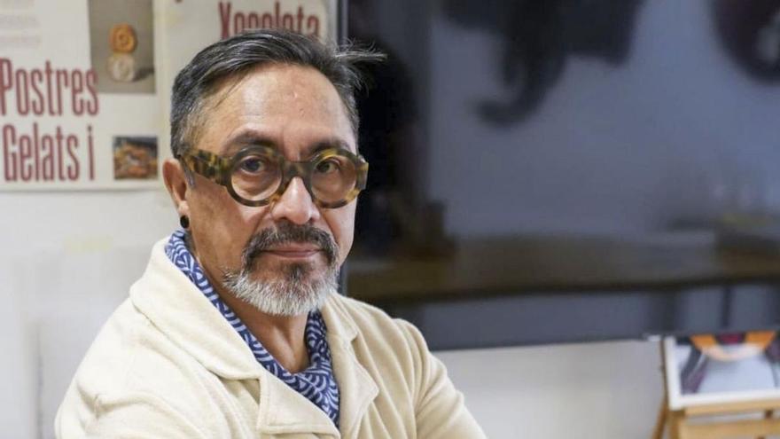 El artista mexicano Abraham Cruzvillegas, que estos días imparte un taller en Palma bajo el auspicio de ALTTRA.