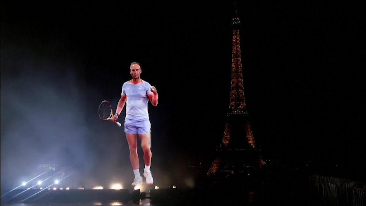 París también homenajea a su rey