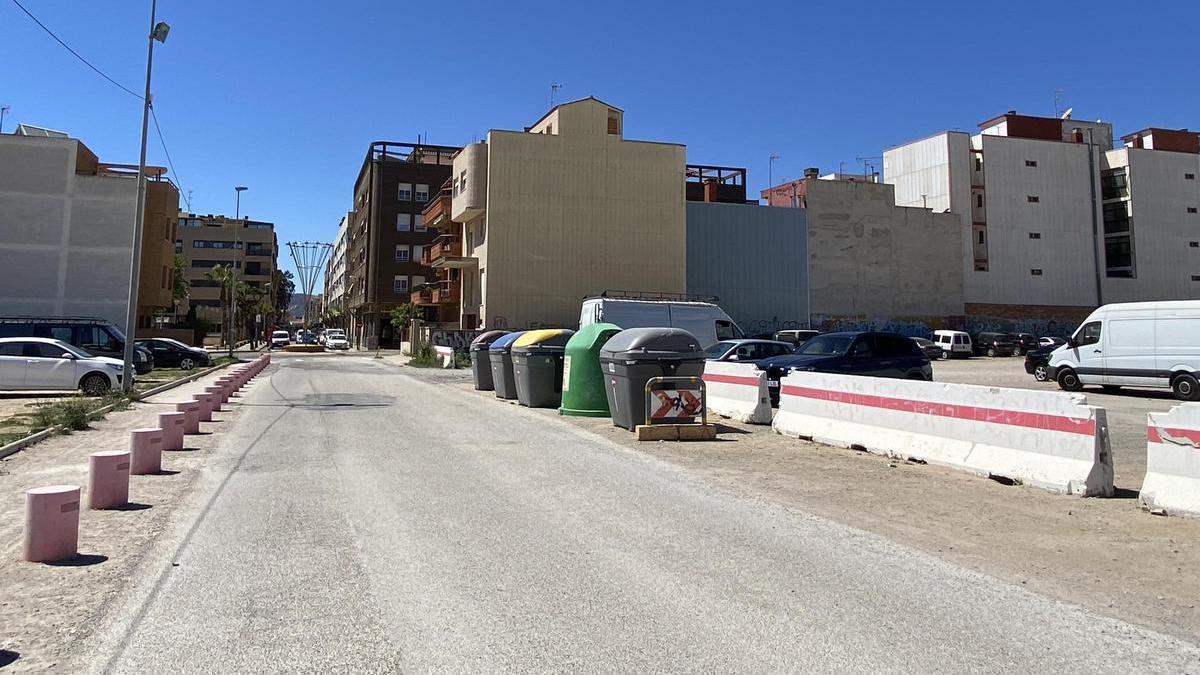 El colegio provisional estará en la extensión de la avenida Yecla, en el vial de acceso a la piscina municipal.