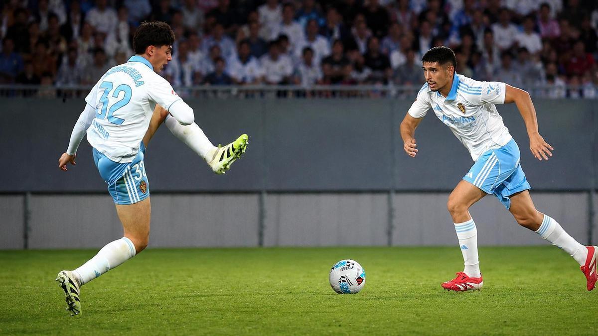 Barrachina y Carrillo, en una imagen con la camiseta del Real Zaragoza.