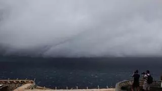 Mallorca, en alerta naranja: el cambio de tiempo dejará lluvias intensas,  tormentas y fuertes rachas de viento en la isla