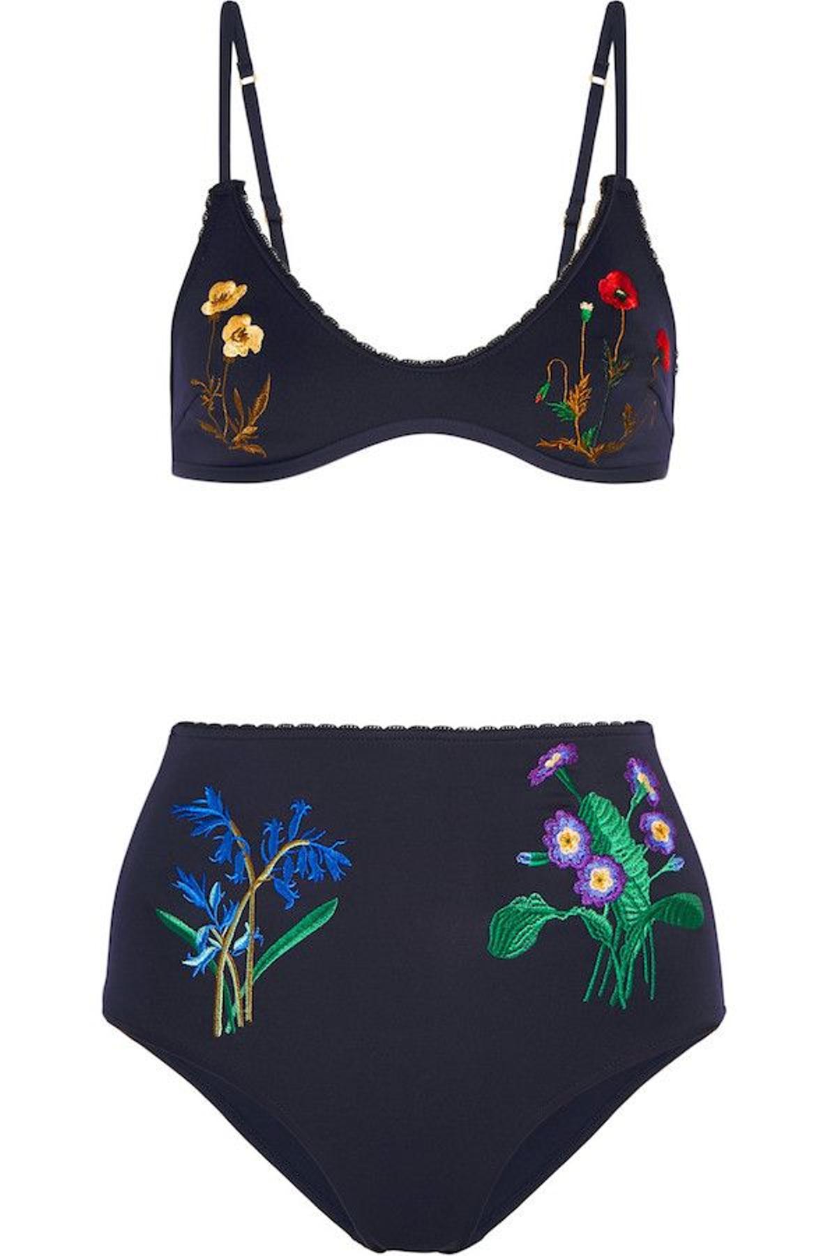 Bordados para el verano: Conjunto lencero con bordados florales, de Stella McCartney, 340 euros en Net-a-porter