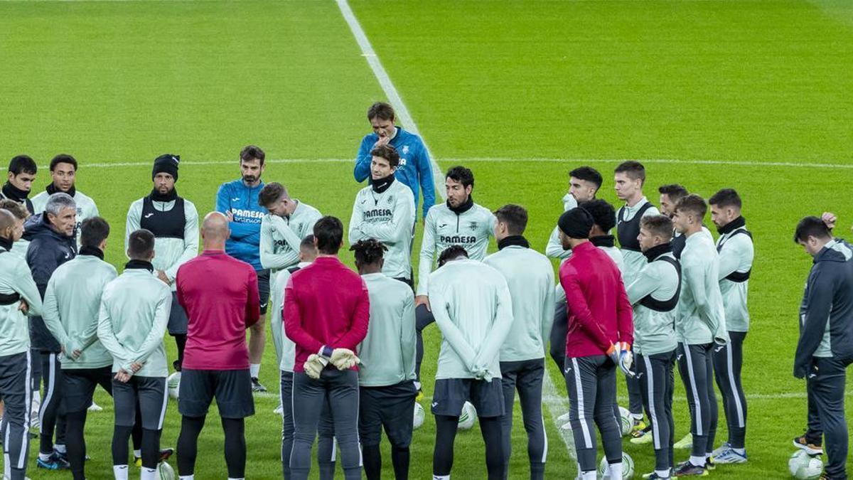 Entrenamiento de Quique Setién con el Villarreal.