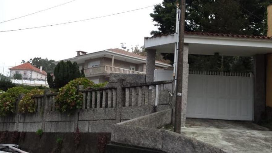 La vivienda en la que ocurrió el asalto se encuentra en el lugar de Sanamedio, en Beluso (Bueu).