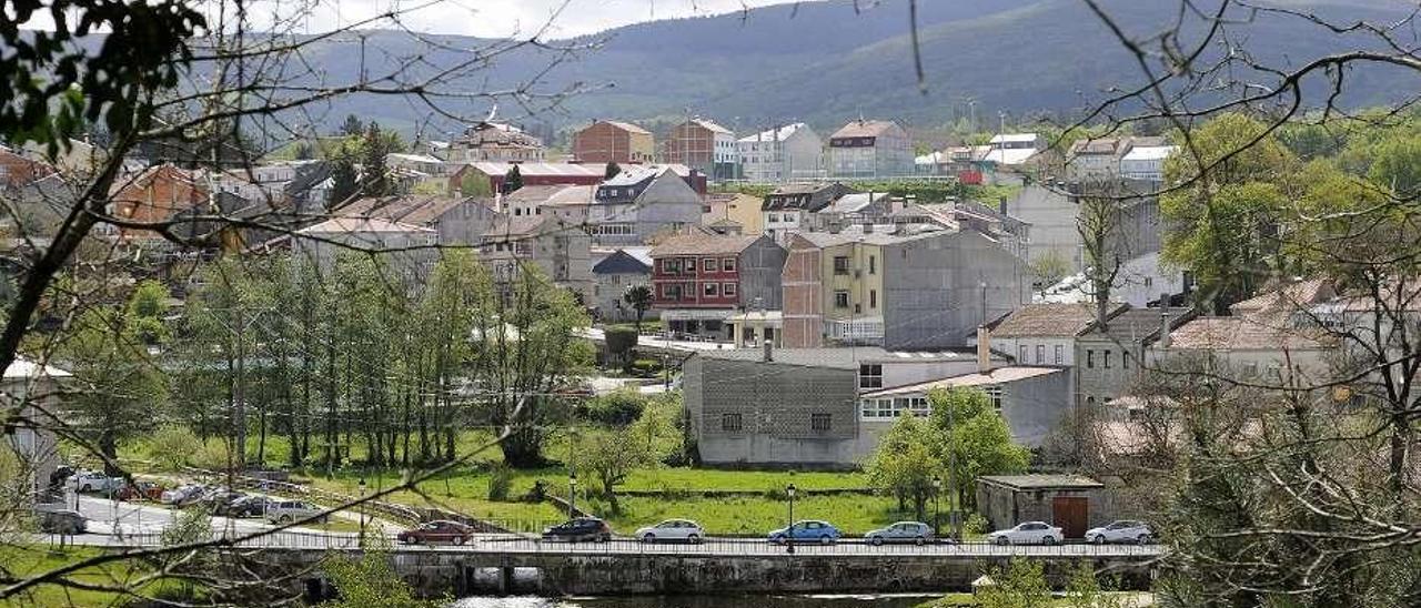 Rodeiro es la única capital municipal que crece. // Bernabé/Javier Lalín