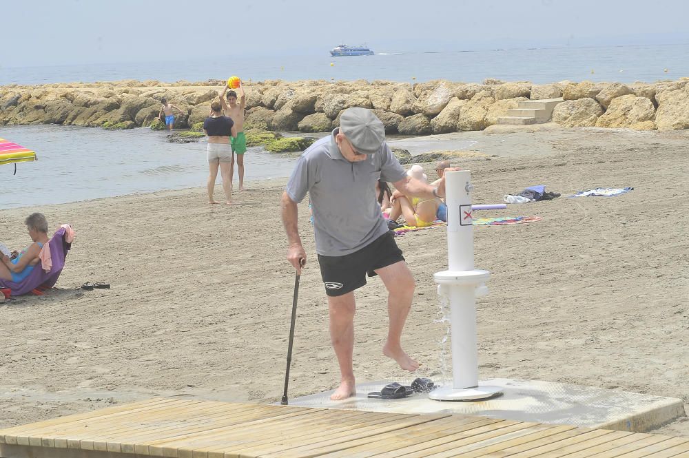 Inicio de la temporada alta en Santa Pola