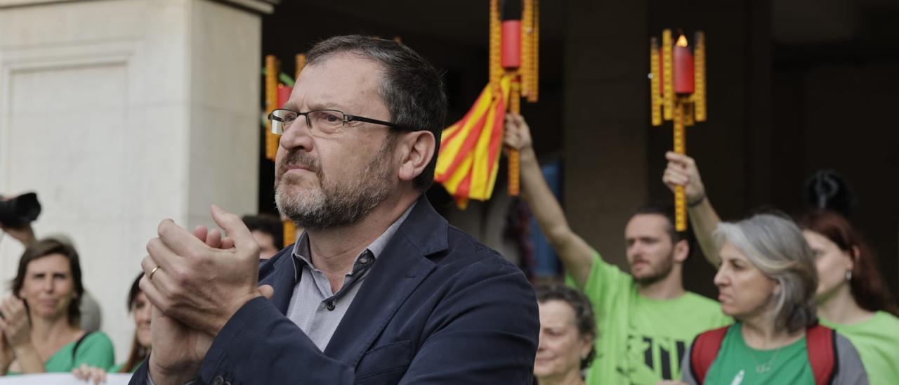 Diada per la llengua | Antoni Llabrés, presidente de la Obra Cultural Balear, se muestra muy crítico con la presidenta del Govern