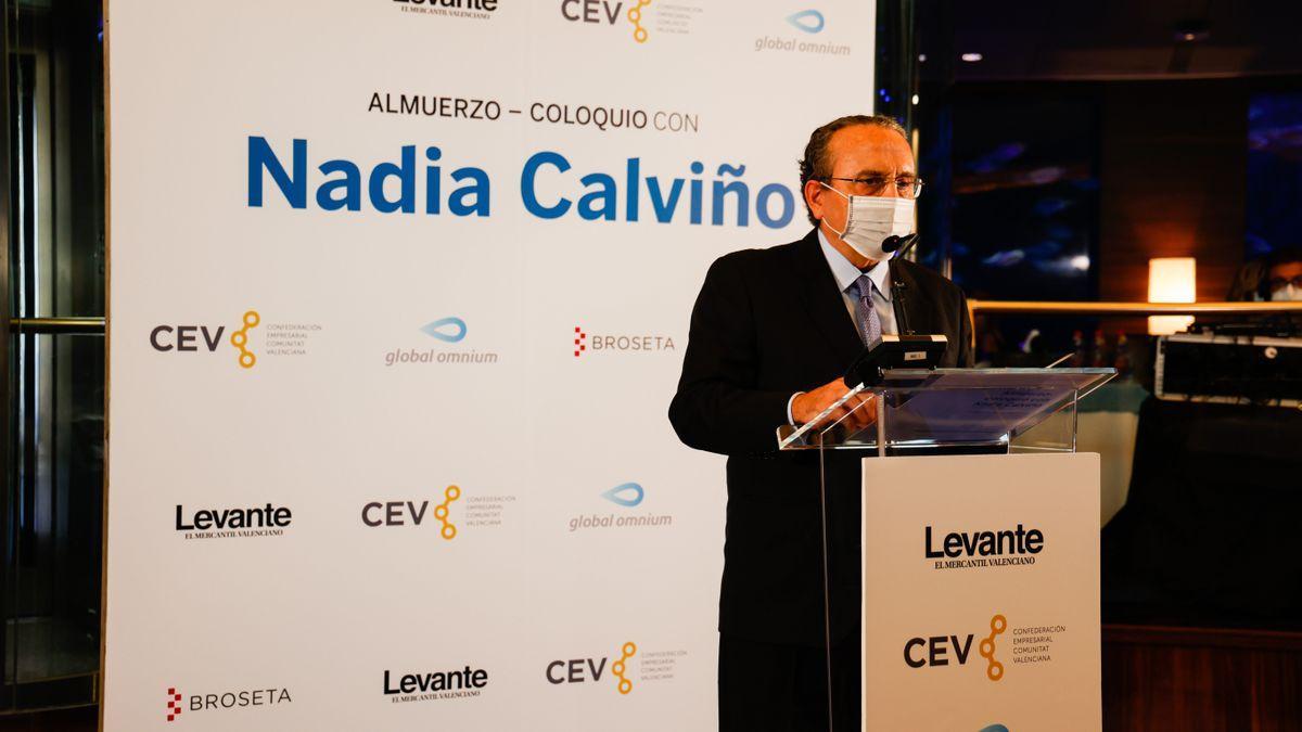 CEV y Levante-EMV reúnen a empresarios y políticos para escuchar a la vicepresidenta