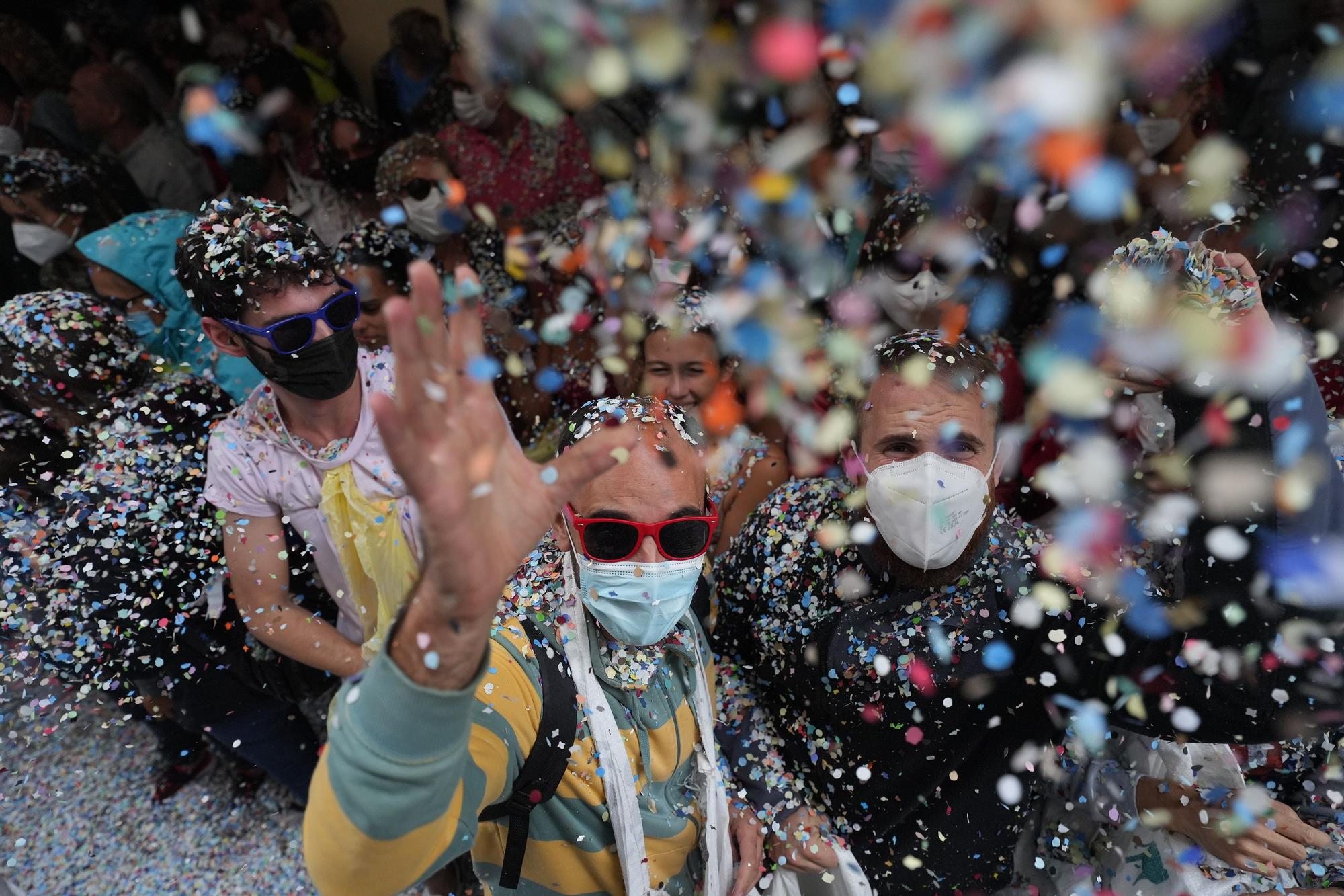 Búscate en el desfile de carrozas y disfraces de l'Anunci de Morella