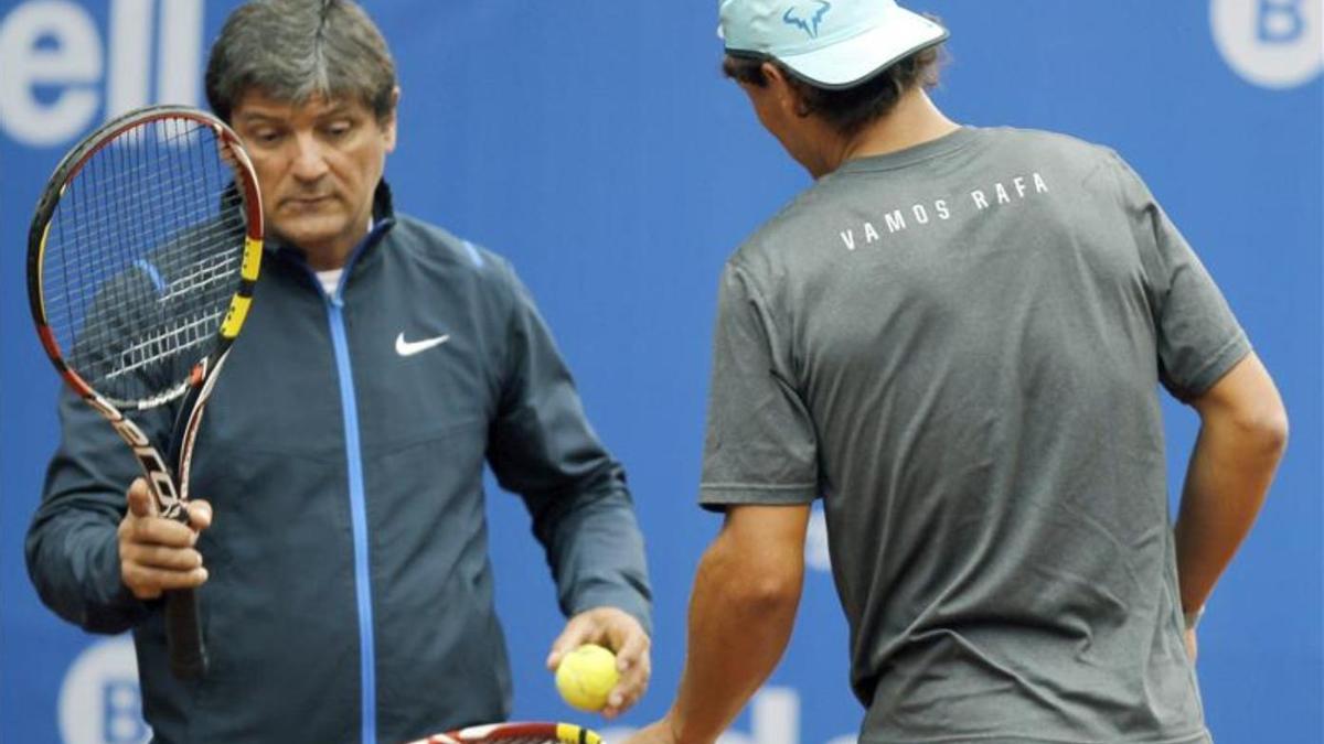 Toni Nadal fue durante muchos años entrenador de su sobrino Rafa