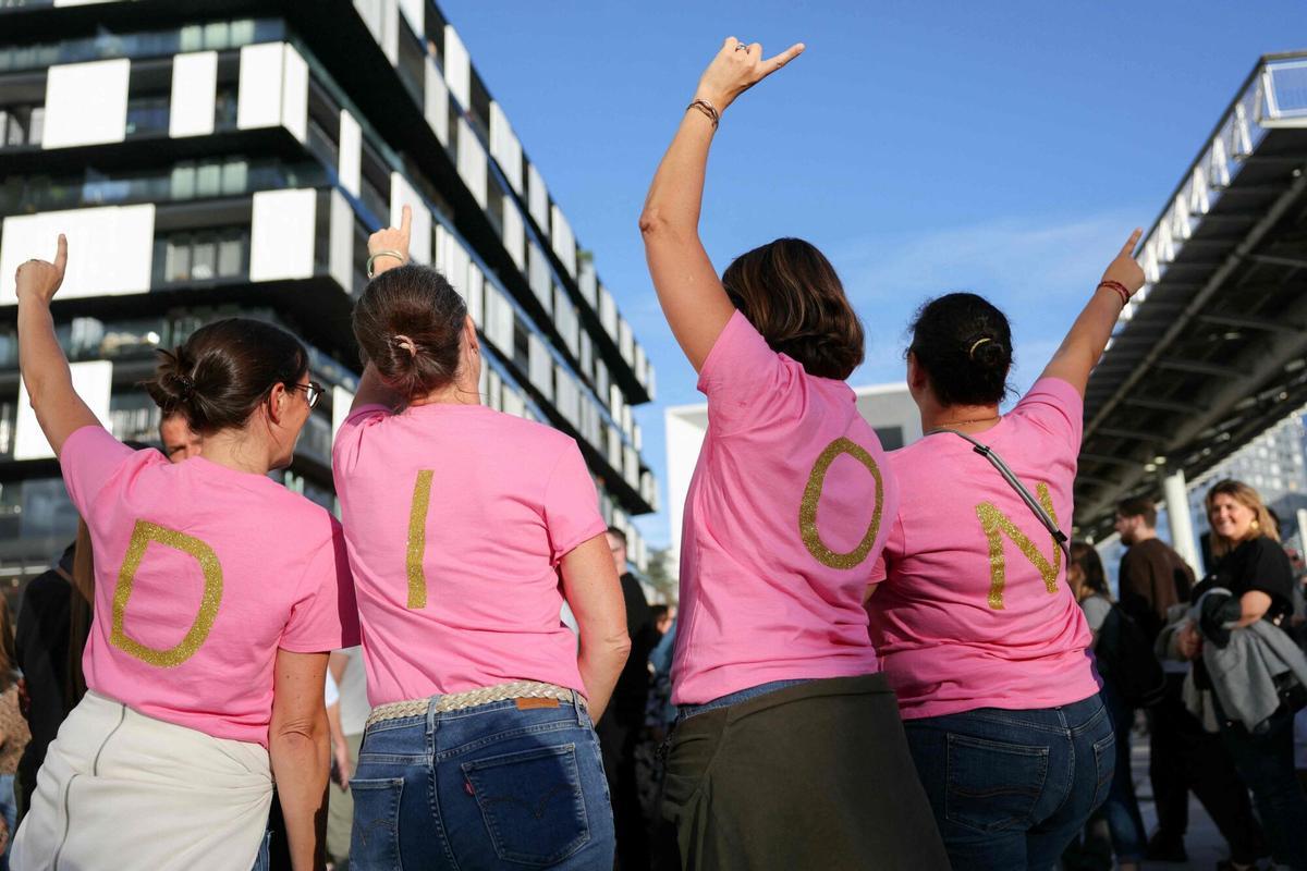 La 'Dionmania', un filón económico para París: los conciertos de Céline ...