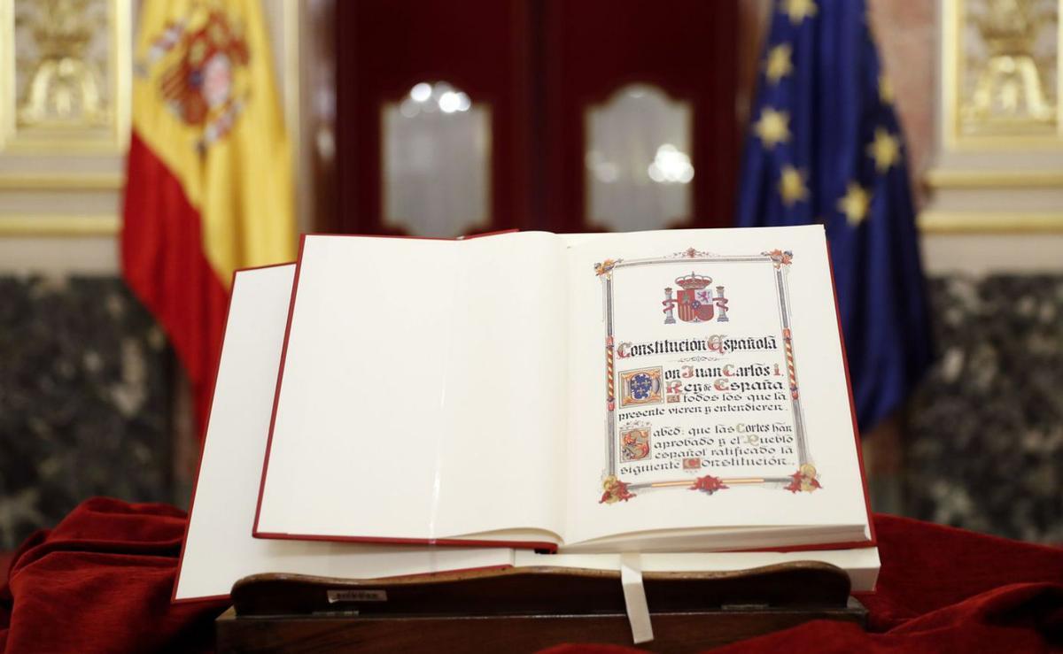 Espanya és el tercer país de la UE que menys ha reformat la Constitució