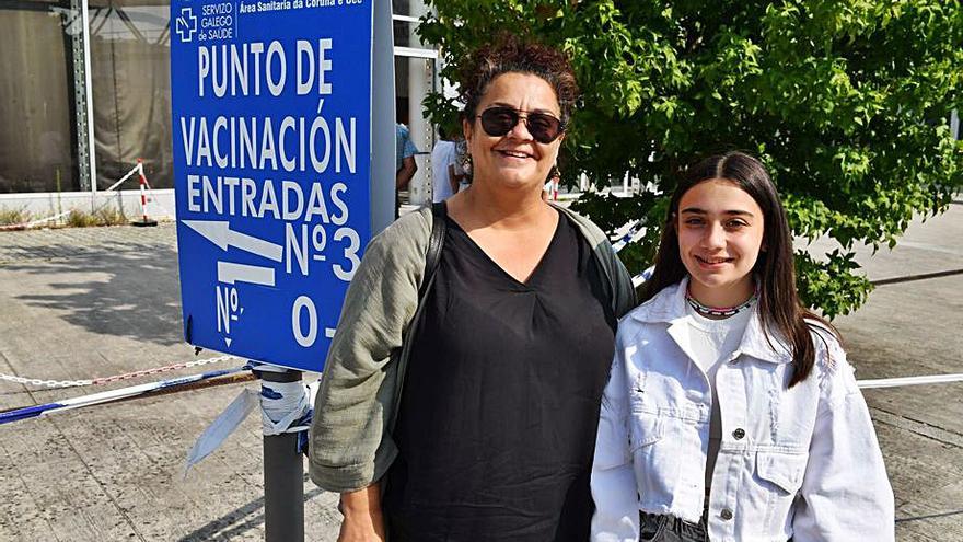 Ana y su hija Zeltia.   | // VÍCTOR ECHAVE