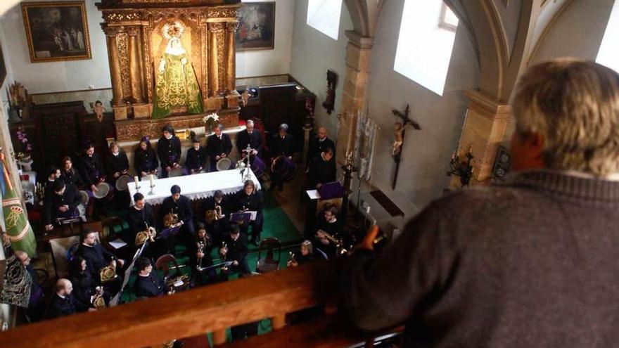 El concierto que la Banda del Cristo de la Piedad ofreció ayer en la capilla de la Balesquida.