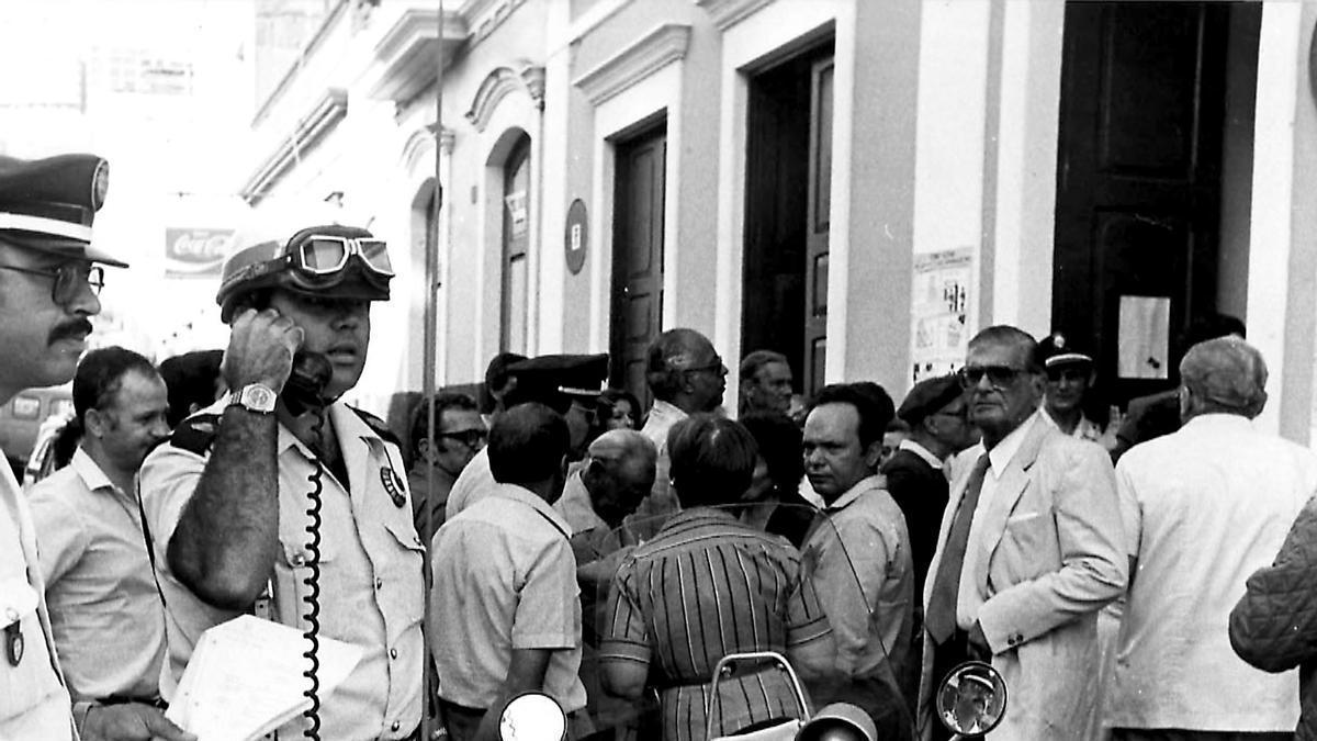 Colegio electoral de la capital grancanaria el 28 de octubre de 1982