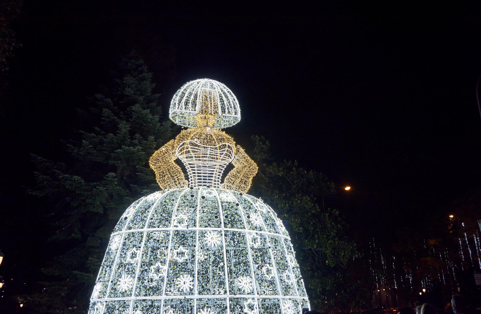 Así son las las luces de Navidad de Madrid 2022, diseñadas por los  creadores de moda española - Woman