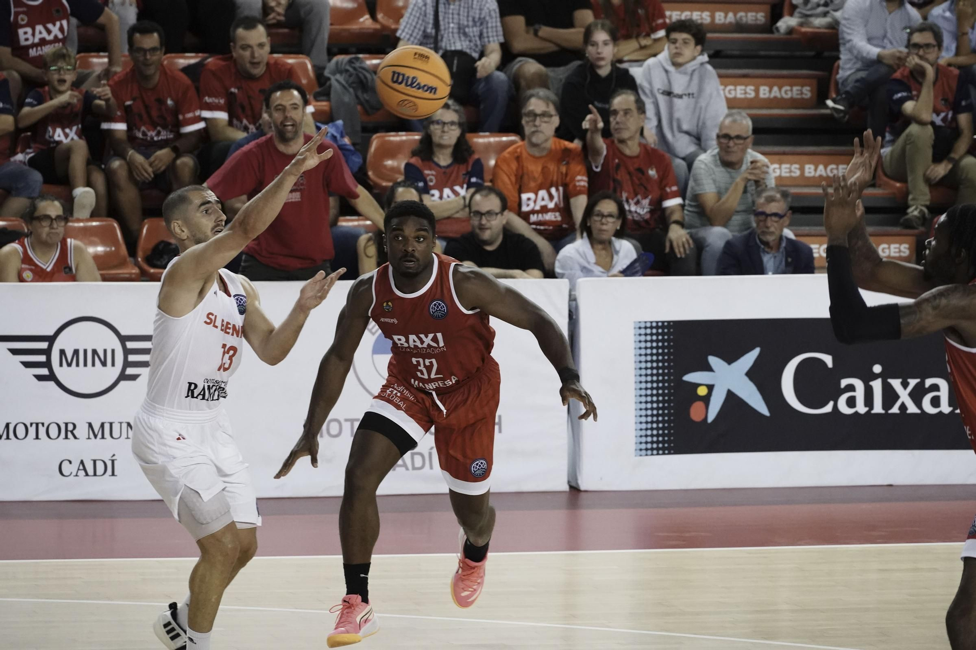 Les millors imatges del Baxi Manresa - SL Benfica