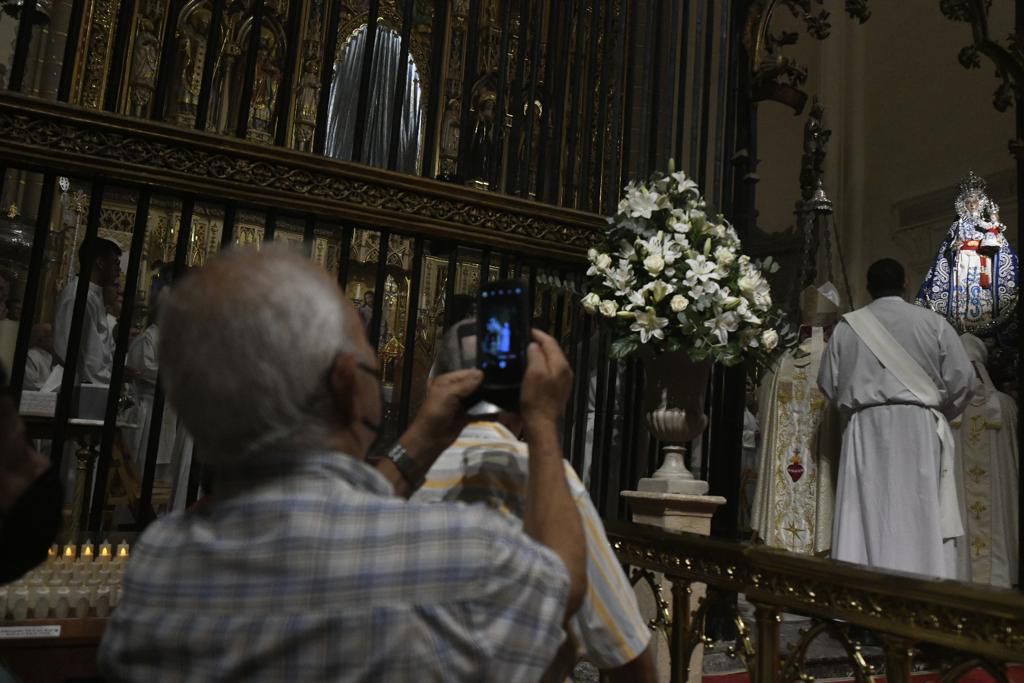 Romería de Murcia: ambiente previo y salida de la Fuensanta de la Catedral