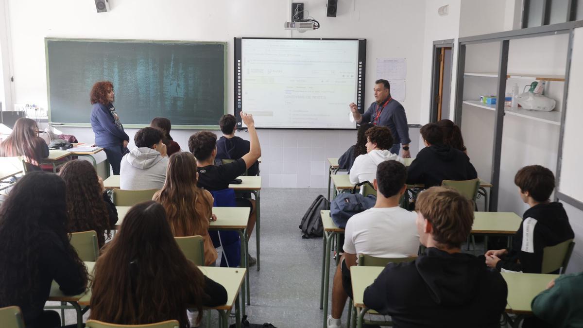 Alumnos de un IES en una imagen de archivo.