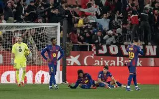 Peor imposible..., quizá, por Juan Cruz Ruiz