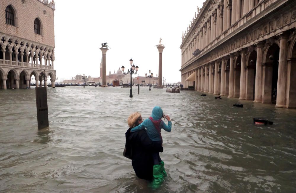 Venècia, inundada per l'aigua