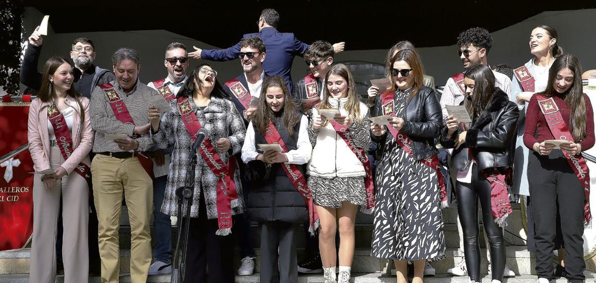 Cargos Festeros 2022, interpretando el nuevo pasodoble el día de su estreno, el 19 de febrero de 2023.  | ROYO DESIGN