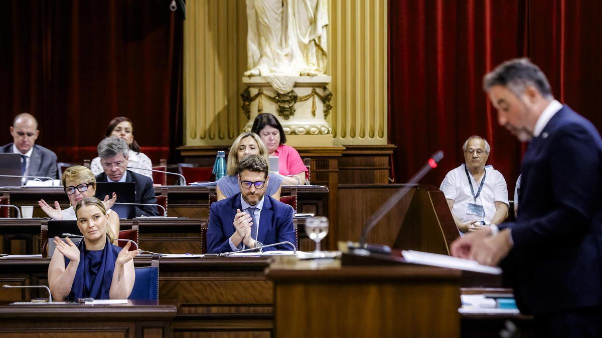 Prohens saca adelante sus segundos presupuestos y afianza su relación con Vox