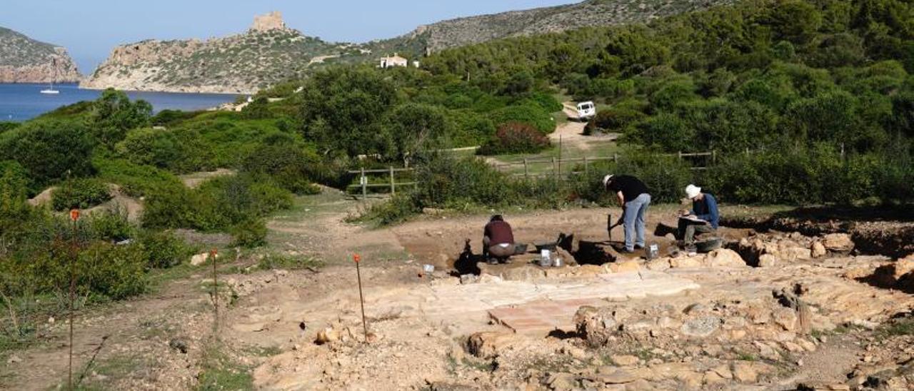 El yacimiento está en la zona denominada el Pla de ses Figueres