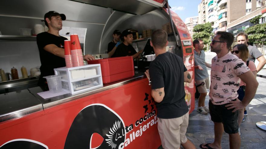El food truck de Dabiz Muñoz abre en Murcia: estos son los precios y horarios
