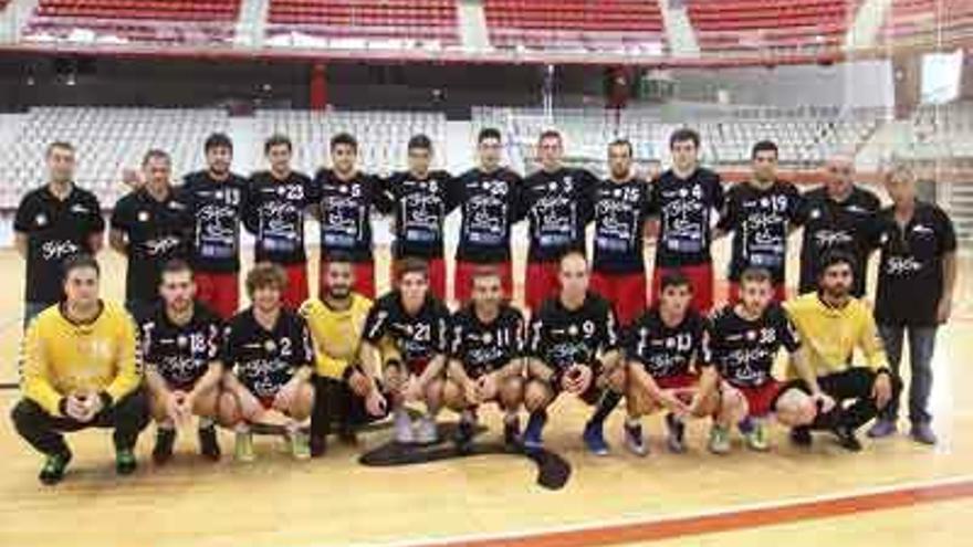 La plantilla del equipo asturiano al comienzo de la temporada.