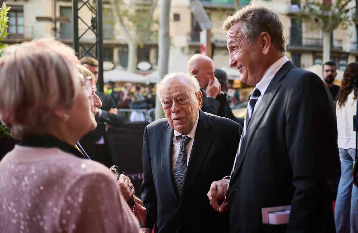 Jordi Pujol y su hijo Josep a la llegada del estreno del Liceu este miércoles